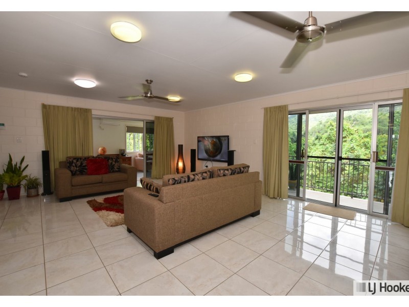 3 Kirk Street, Tully QLD 4854