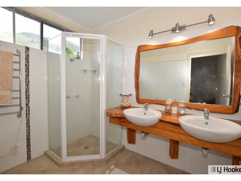 3 Kirk Street, Tully QLD 4854