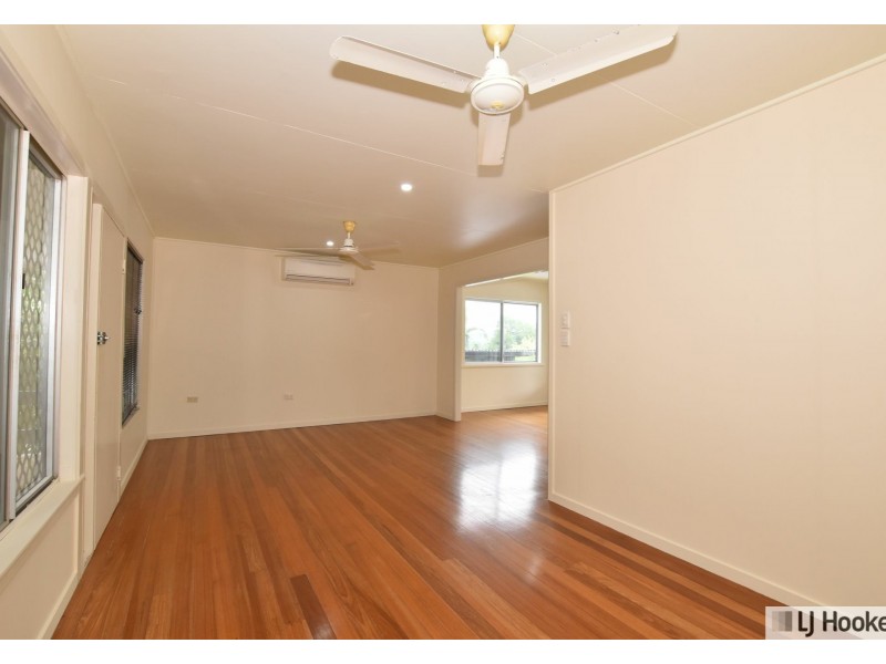 16 Bamber Street, Tully QLD 4854