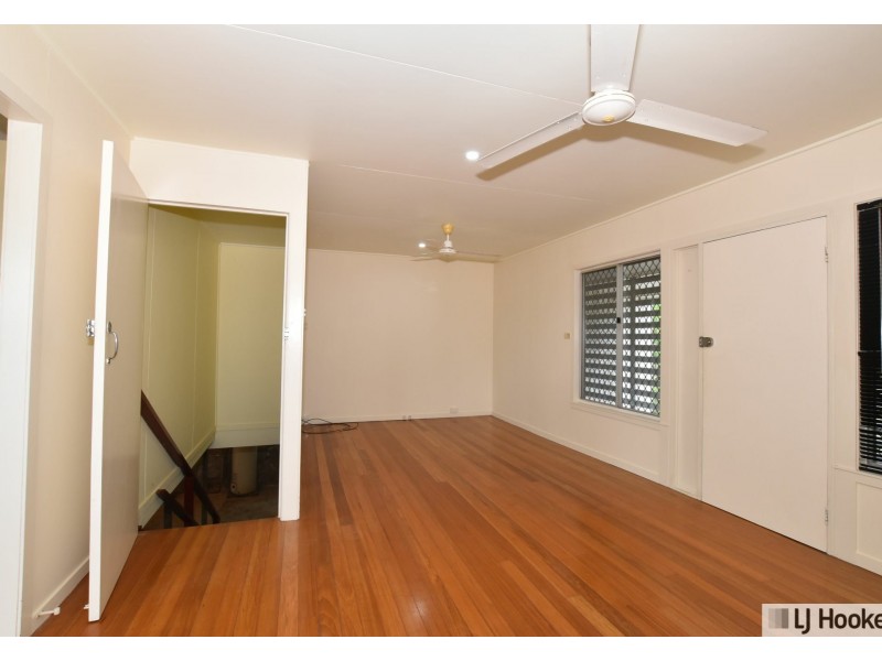 16 Bamber Street, Tully QLD 4854