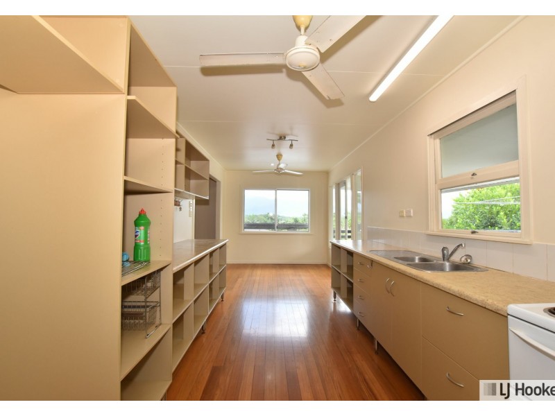 16 Bamber Street, Tully QLD 4854