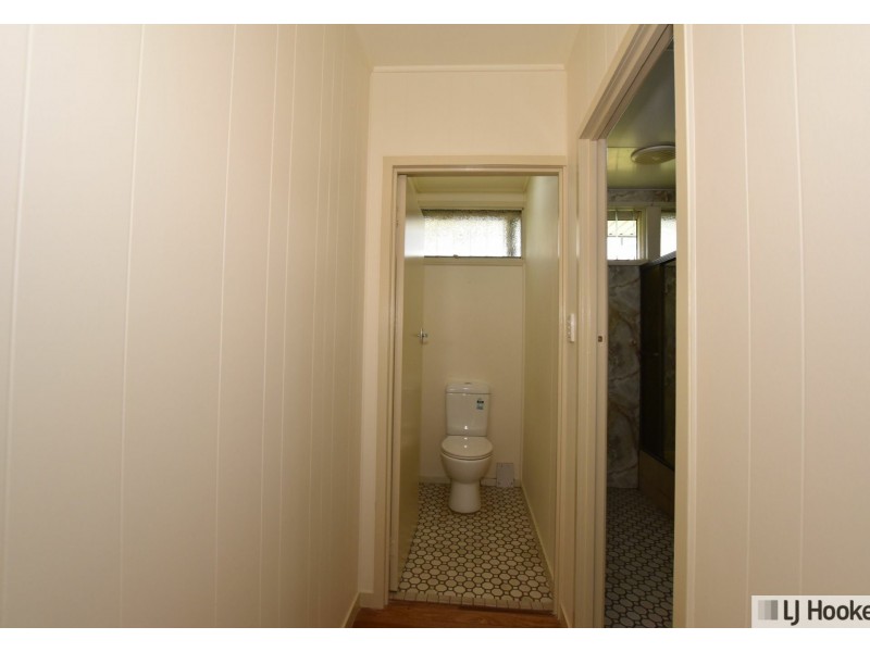 16 Bamber Street, Tully QLD 4854