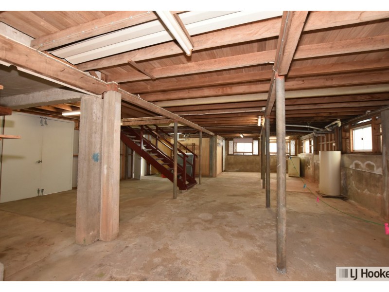 16 Bamber Street, Tully QLD 4854