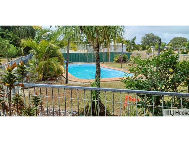 23 Vipiana Drive, Tully Heads QLD 4854