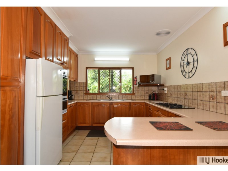 23 Vipiana Drive, Tully Heads QLD 4854