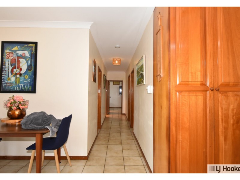 23 Vipiana Drive, Tully Heads QLD 4854