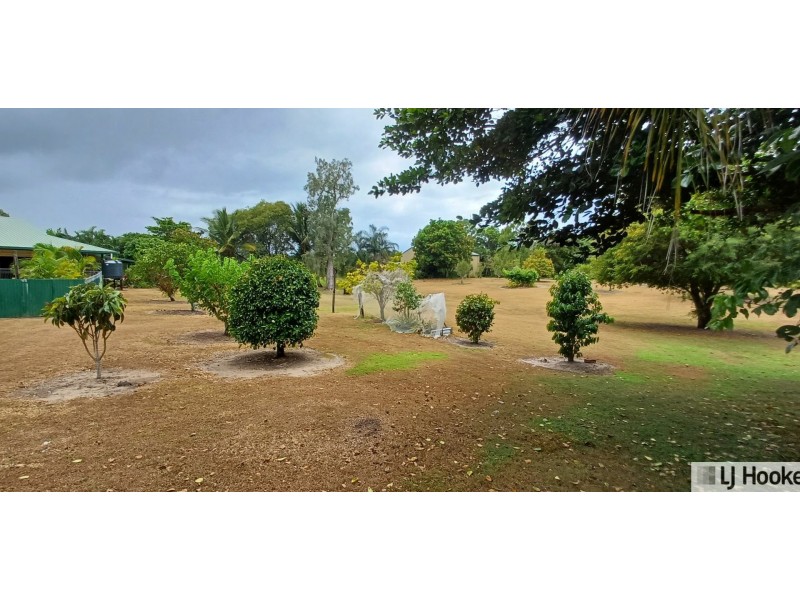 23 Vipiana Drive, Tully Heads QLD 4854