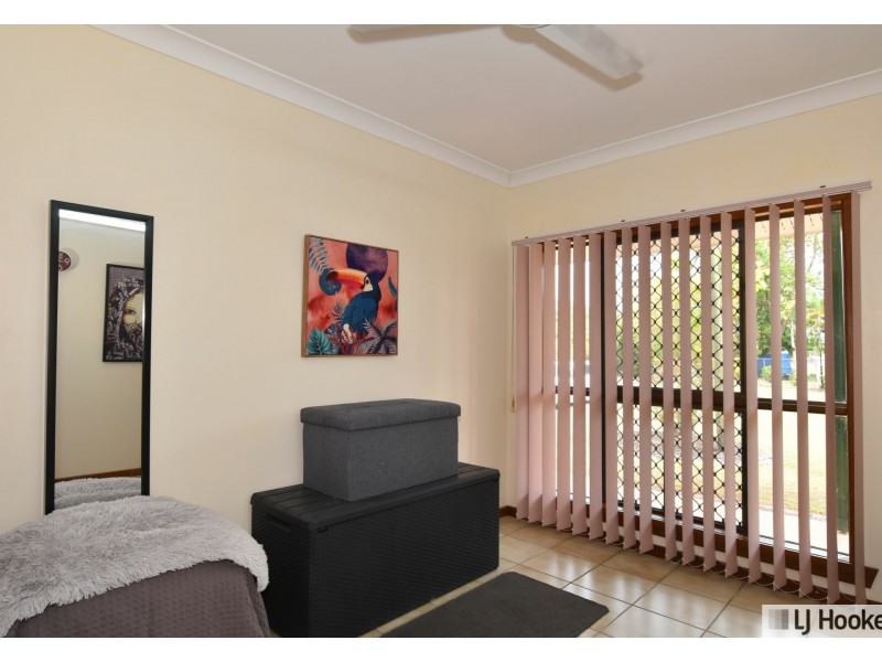 23 Vipiana Drive, Tully Heads QLD 4854