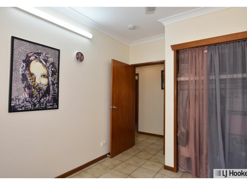 23 Vipiana Drive, Tully Heads QLD 4854