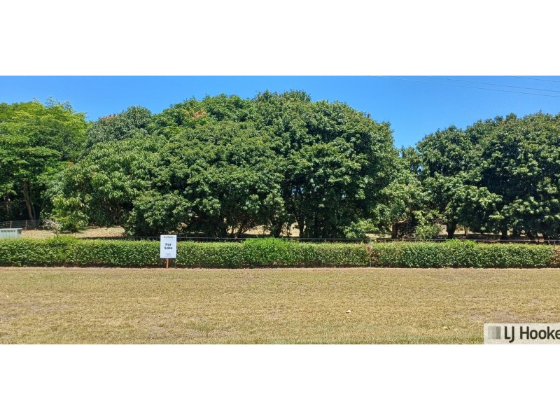 30 Hull Heads Road, Hull Heads QLD 4854