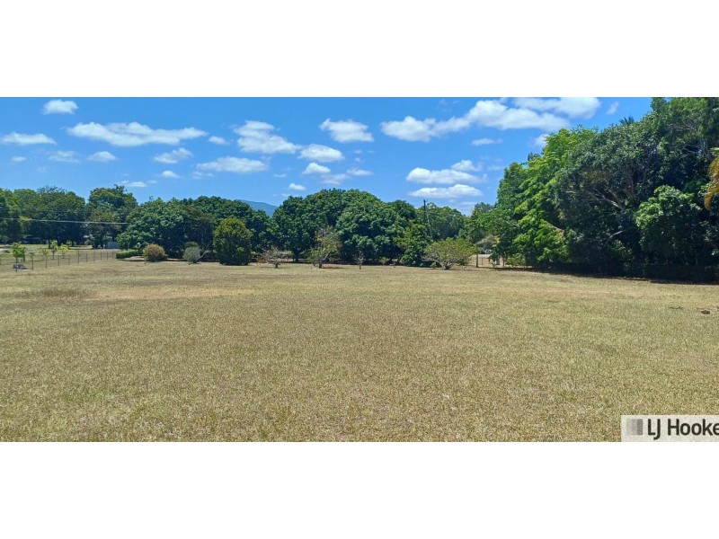 30 Hull Heads Road, Hull Heads QLD 4854