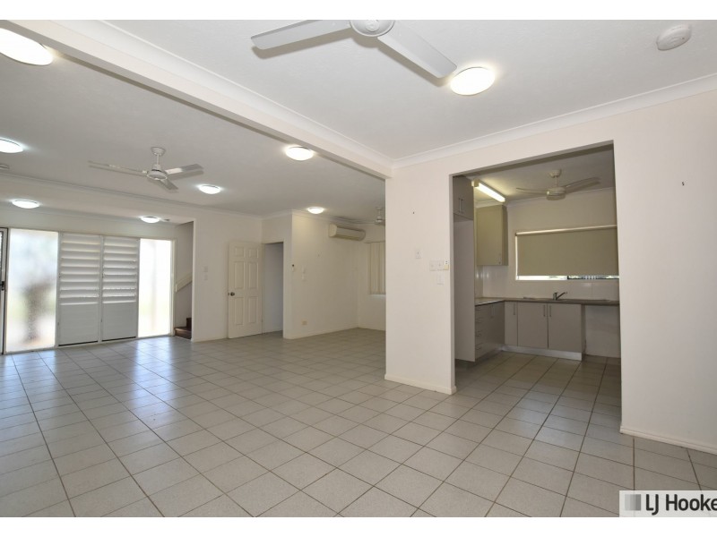 2 Maple Terrace, Tully QLD 4854