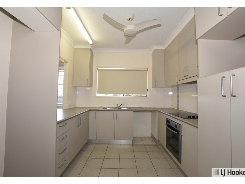 2 Maple Terrace, Tully QLD 4854