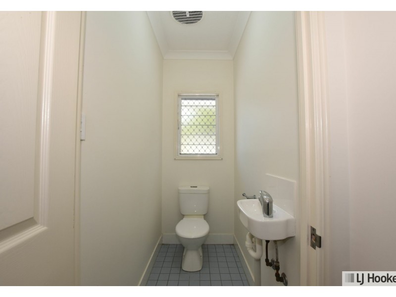 2 Maple Terrace, Tully QLD 4854