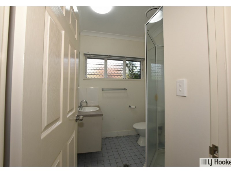 2 Maple Terrace, Tully QLD 4854