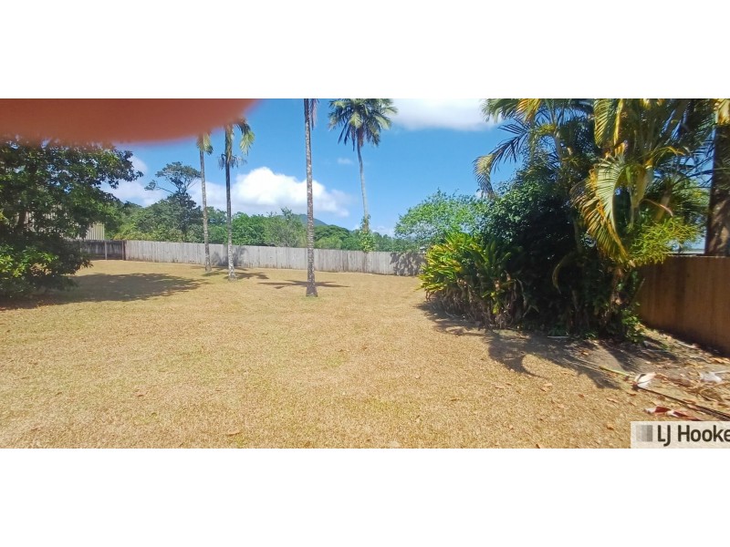 2 Maple Terrace, Tully QLD 4854