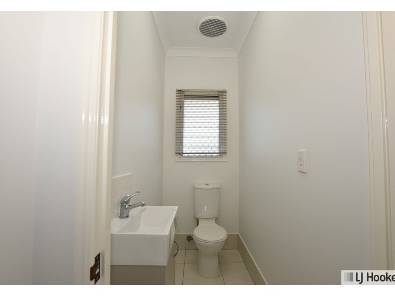 6 Dore Street, Tully QLD 4854