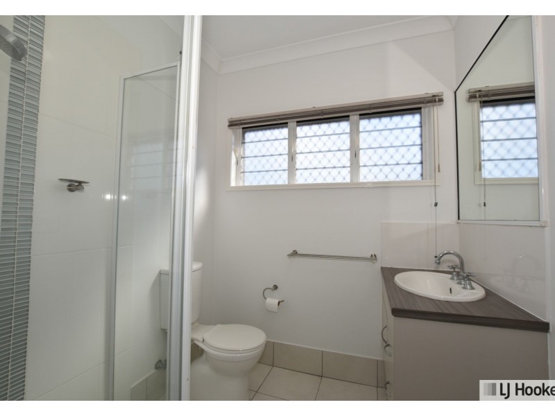 6 Dore Street, Tully QLD 4854