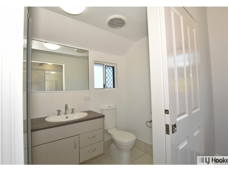 6 Dore Street, Tully QLD 4854