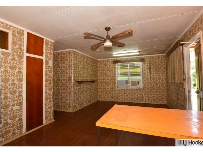 26 Bindon Street, Flying Fish Point QLD 4860