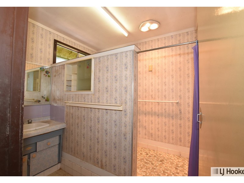 26 Bindon Street, Flying Fish Point QLD 4860