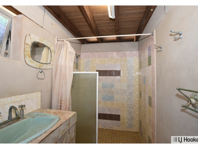 26 Bindon Street, Flying Fish Point QLD 4860