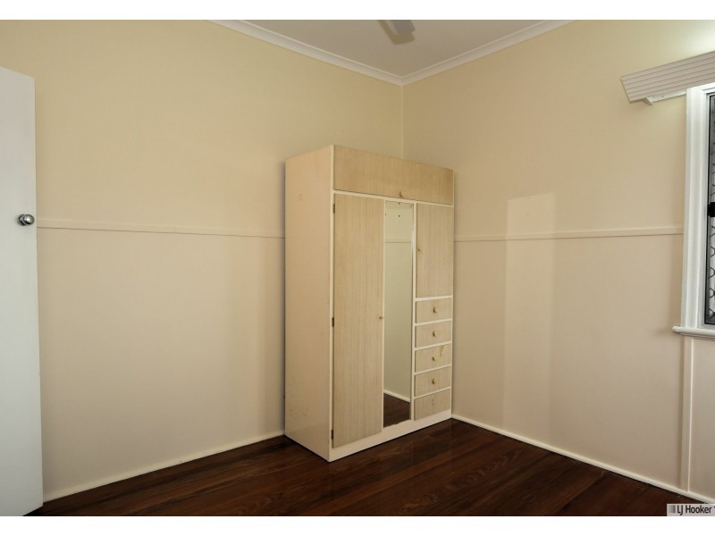 2 Mcdonald Street, Tully QLD 4854