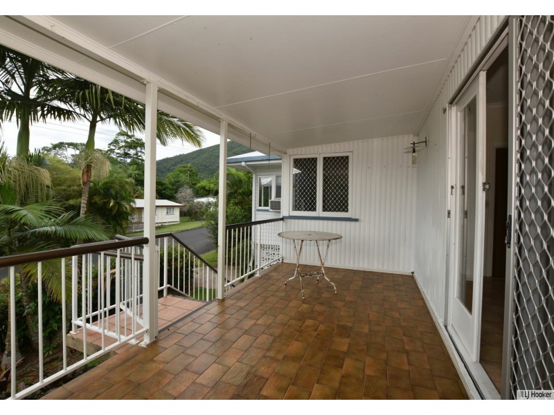 14 King Street, Tully QLD 4854