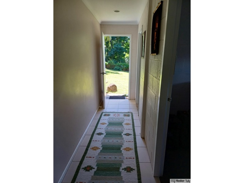 12 Briggs Street, Tully QLD 4854