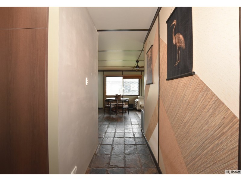 8 Casuarina Street, Tully Heads QLD 4854