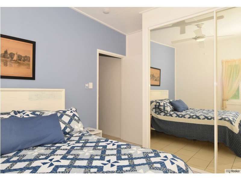 12 George Street, Flying Fish Point QLD 4860