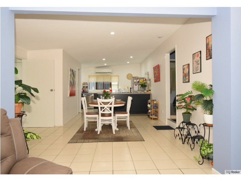 12 George Street, Flying Fish Point QLD 4860