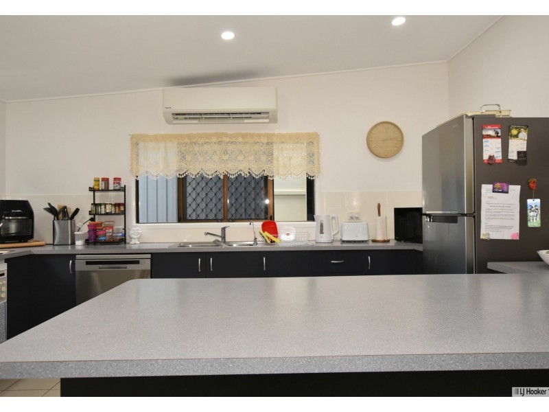 12 George Street, Flying Fish Point QLD 4860