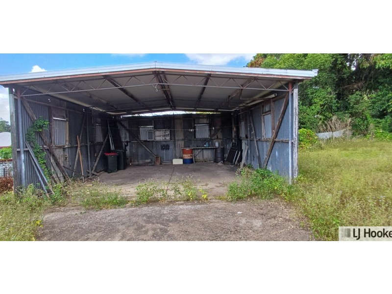 15 Cook St, Tully QLD 4854