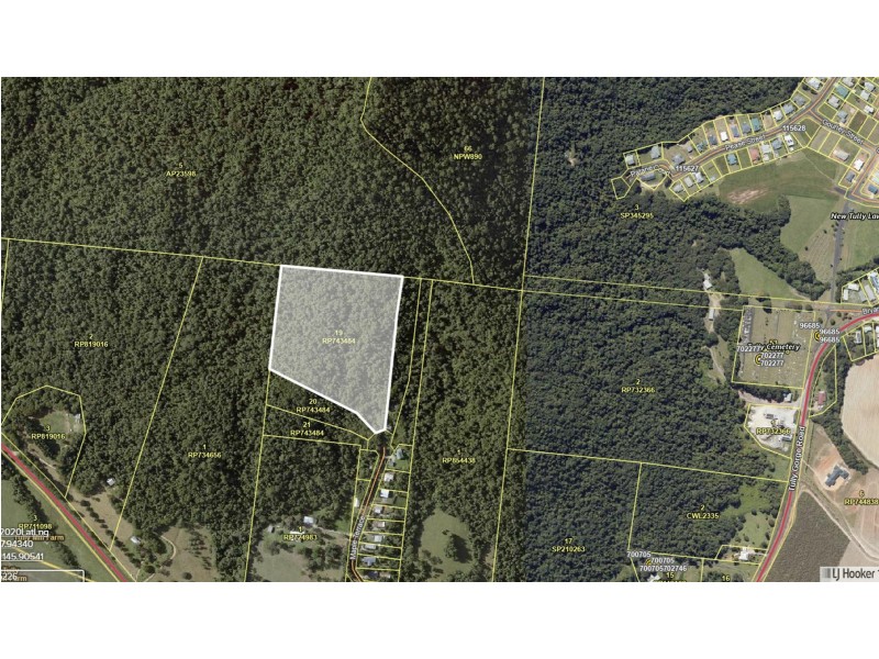 17 Maple Tce, Tully QLD 4854