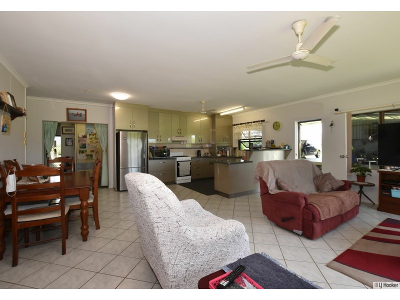 560 Rockingham Road, Rockingham QLD 4854