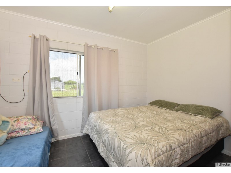 560 Rockingham Road, Rockingham QLD 4854