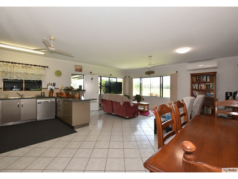 560 Rockingham Road, Rockingham QLD 4854