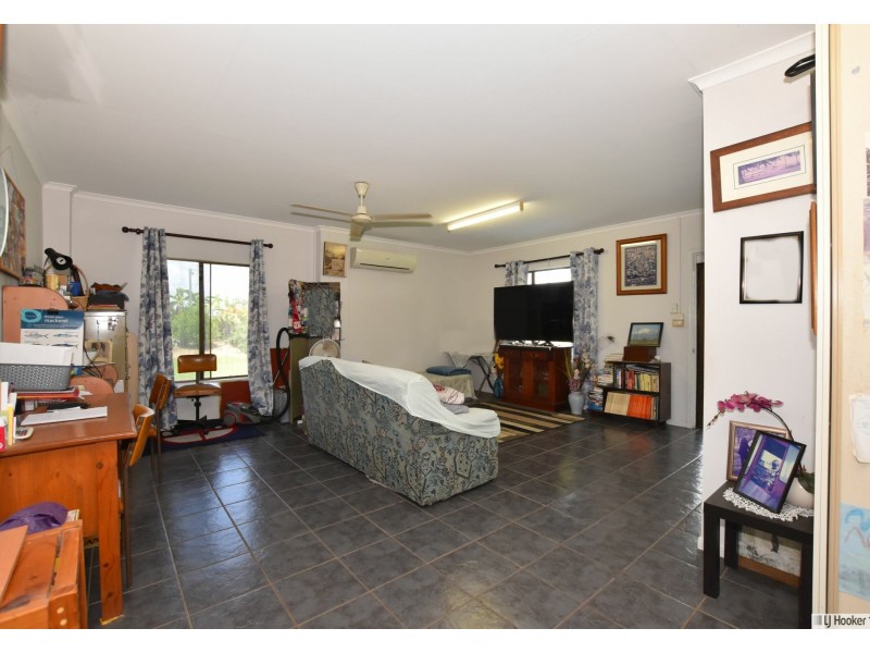 560 Rockingham Road, Rockingham QLD 4854