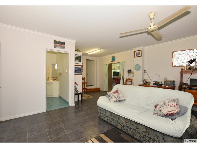 560 Rockingham Road, Rockingham QLD 4854