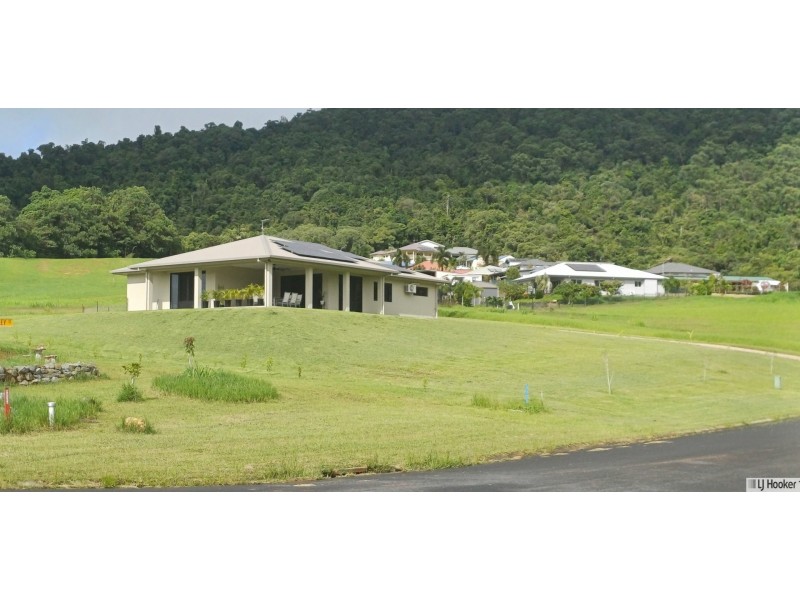 3-5 Gourley St, Tully QLD 4854