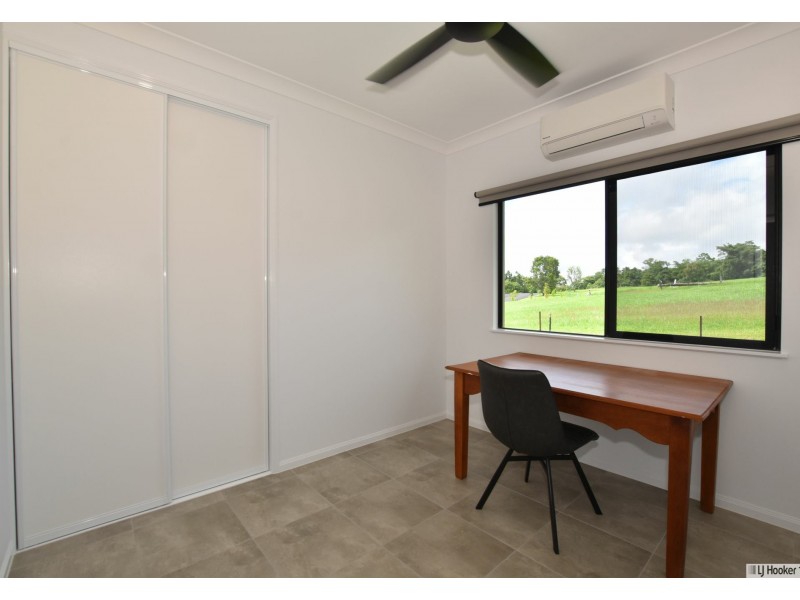 3-5 Gourley St, Tully QLD 4854