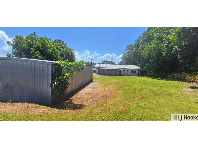 16 Maple Terrace, Tully QLD 4854