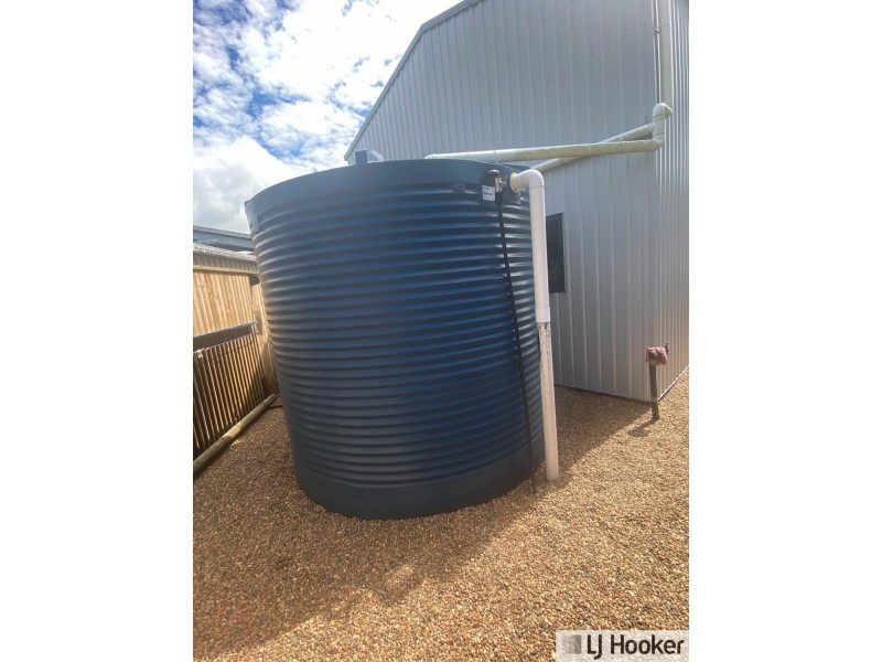 21 Casuarina Street, Tully Heads QLD 4854