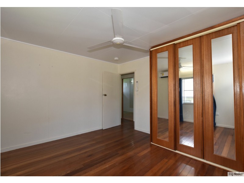 12 McDonald Street, Tully QLD 4854