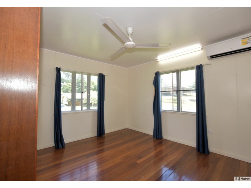 12 McDonald Street, Tully QLD 4854