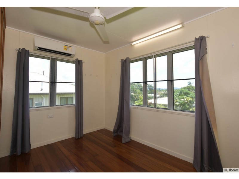 12 McDonald Street, Tully QLD 4854