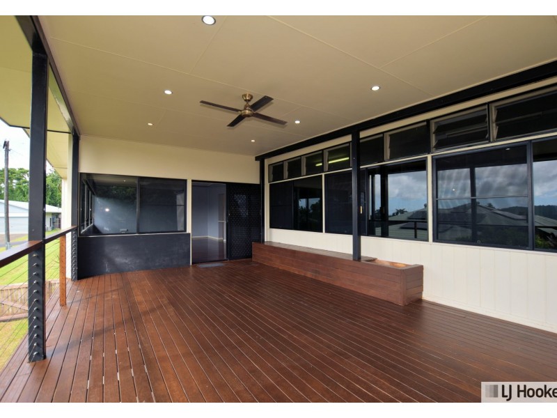 10 Briggs Street, Tully QLD 4854