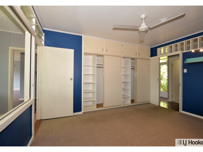 10 Briggs Street, Tully QLD 4854