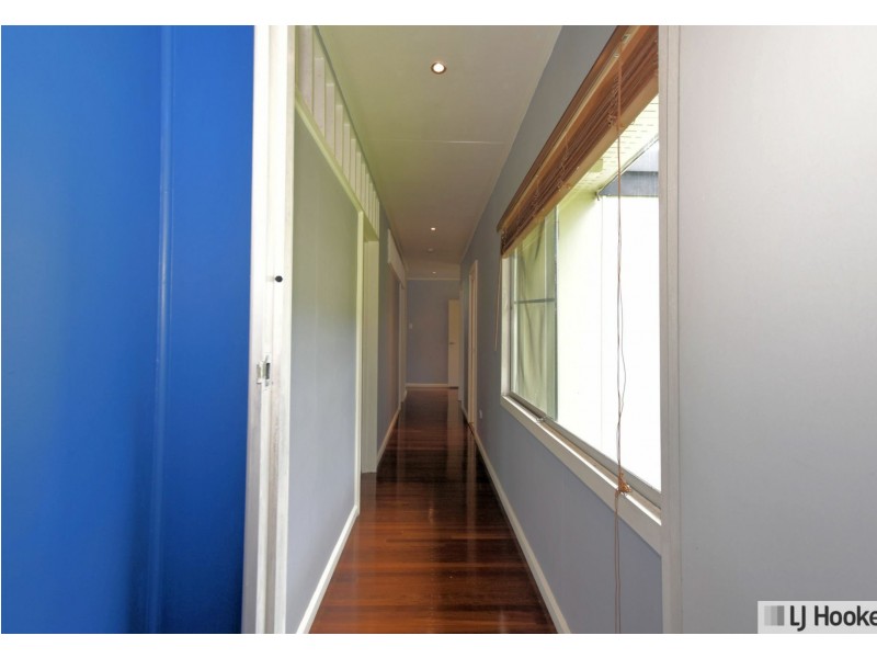 10 Briggs Street, Tully QLD 4854